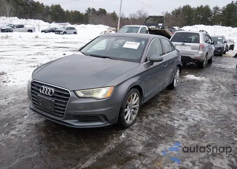 2015 Audi A3 2.0T Premium z USA, uszkodzony, nr VIN WAUEFGFF5F1007938